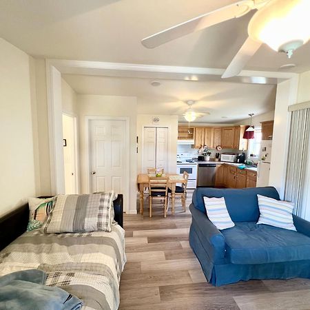 Private Wells Beach Cottage With Resort Amenities, Sleeps 6, 1 Mile To Beach! Exterior photo
