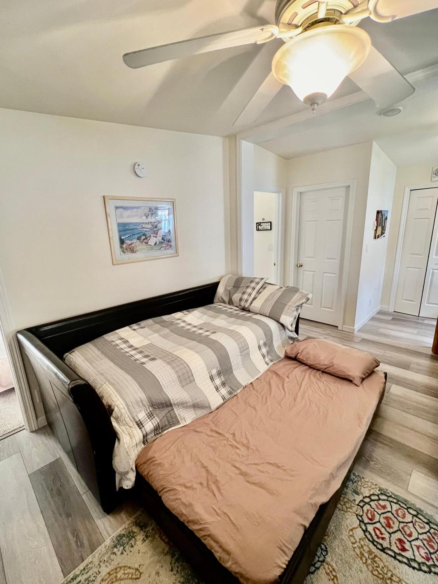 Private Wells Beach Cottage With Resort Amenities, Sleeps 6, 1 Mile To Beach! Exterior photo